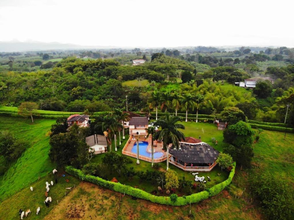 Alojamiento Campestre Hawaii Montenegro Dış mekan fotoğraf