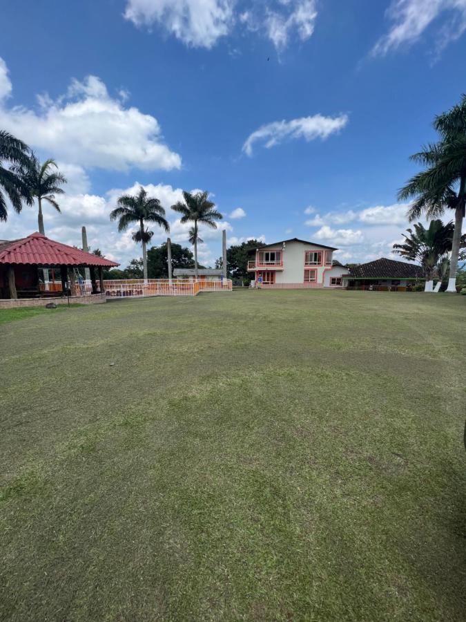 Alojamiento Campestre Hawaii Montenegro Dış mekan fotoğraf